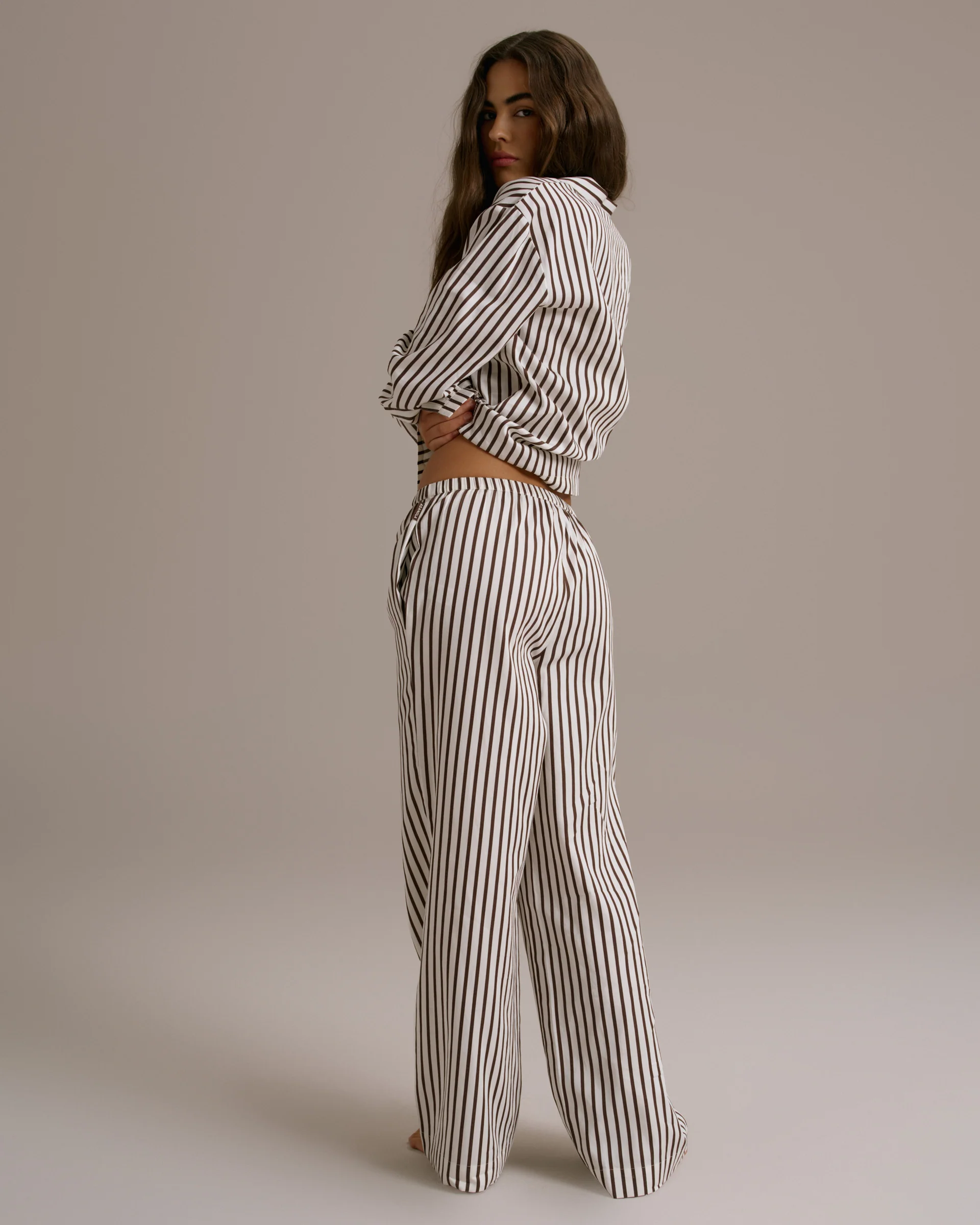 Cotton Sateen Stripe Pyjamas - Marshmallow White/Coffee Bean - Image 3