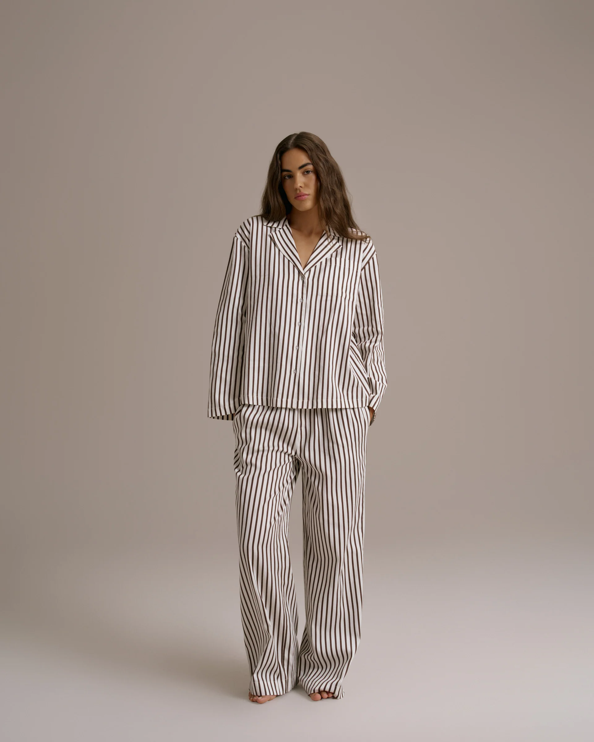 Cotton Sateen Stripe Pyjamas - Marshmallow White/Coffee Bean - Image 5
