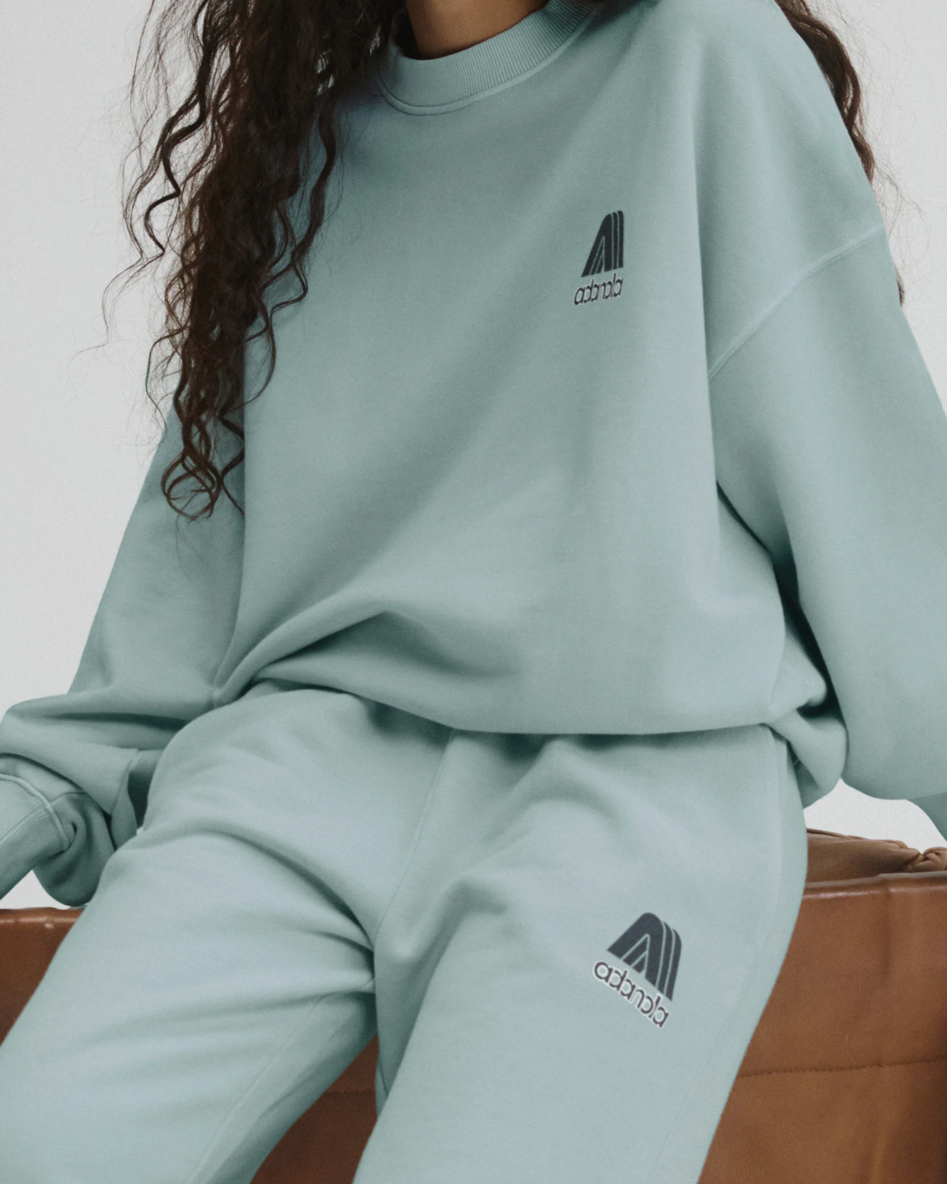 Echo Washed Straight Leg Sweatpants - Ocean Blue/Midnight Blue - Image 3
