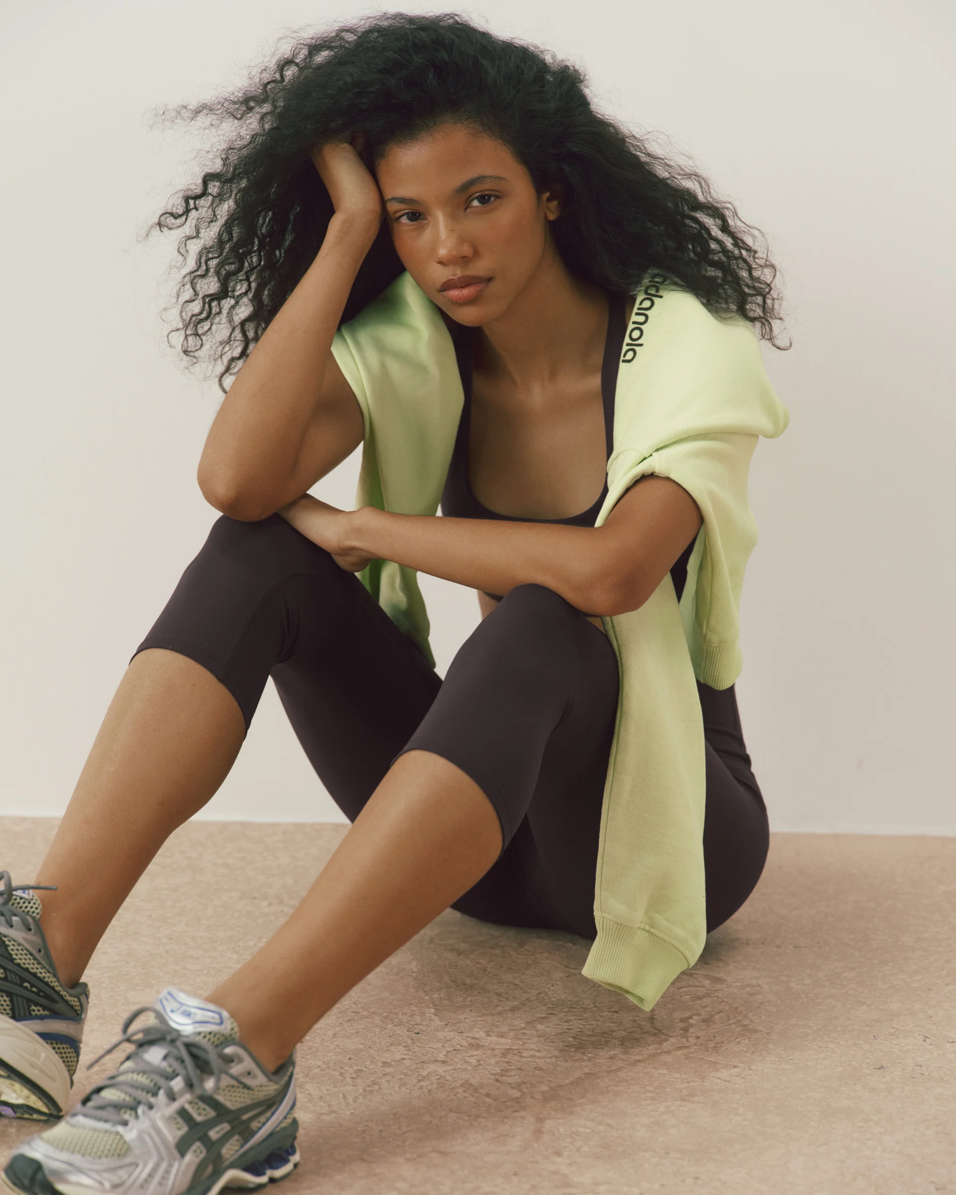Ultimate Capri Leggings - Coffee Bean - Image 5
