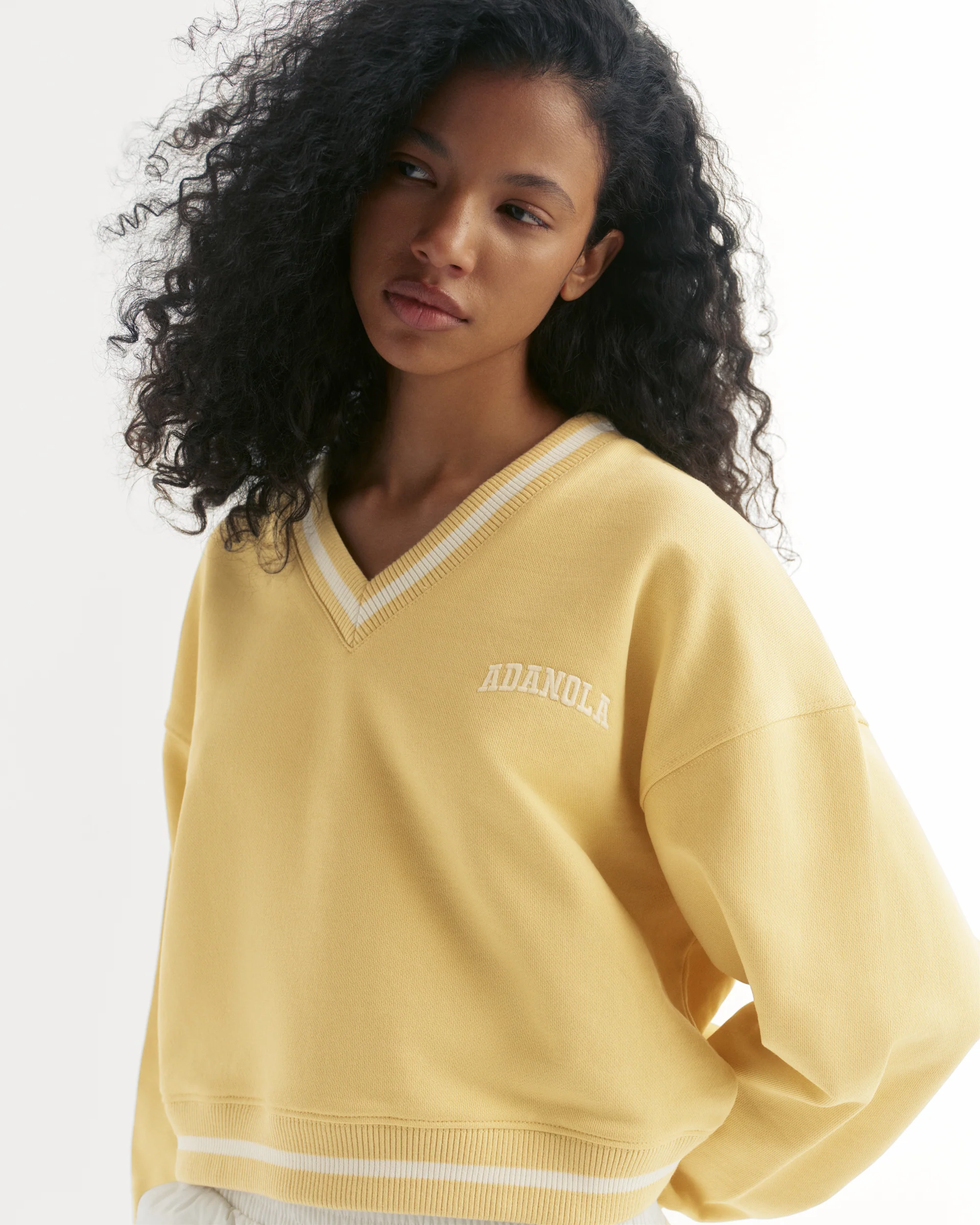 V Neck Contrast Sweatshirt - Butter Yellow/Marshmallow White - Image 3